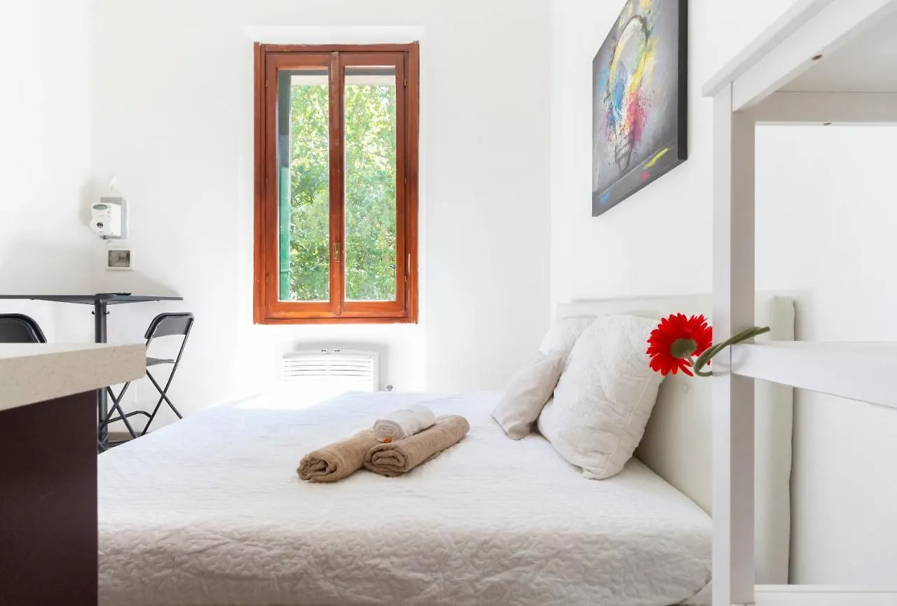 Alessia'S Flat - Certosa Apartment Milan