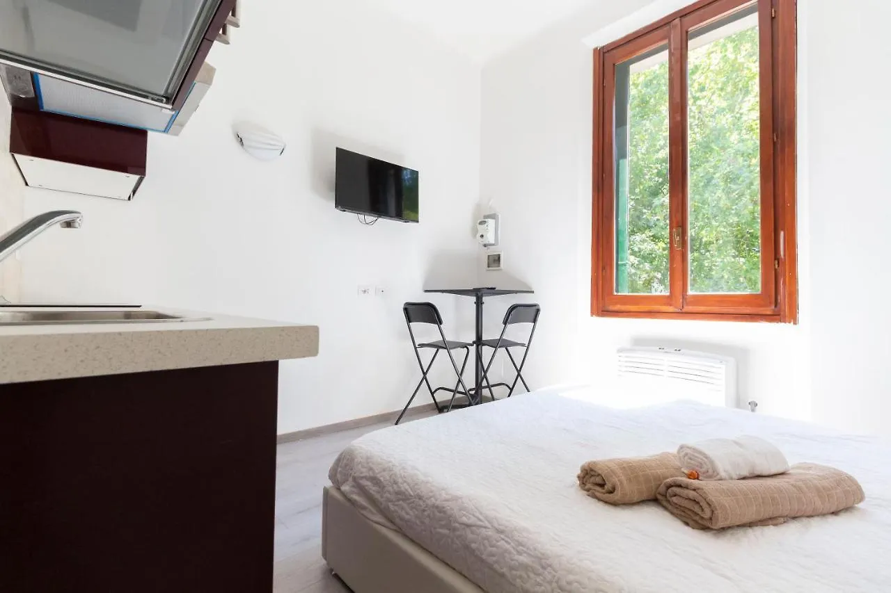 Alessia'S Flat - Certosa Apartment Milan Italy